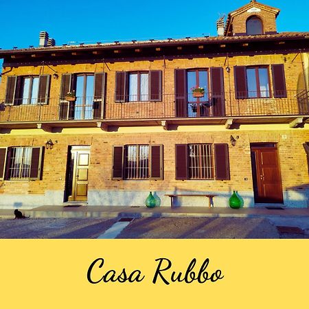 Casa Rubbo - Appartamento In Collina 'Monviso' Alba  Exterior foto