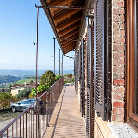 Casa Rubbo - Appartamento In Collina 'Monviso' Alba  Exterior foto